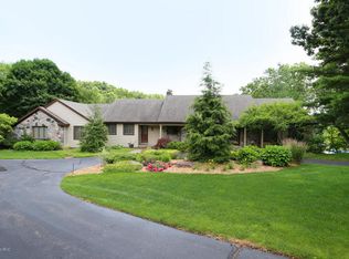 2690 Holtman Dr NE, Grand Rapids, MI