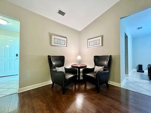 289 Honeysuckle Way — Photo 10