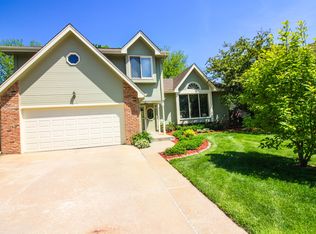 715 N 155th St, Omaha, NE 68154