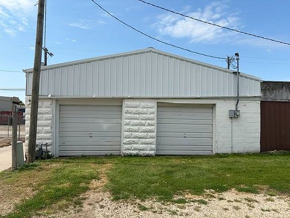 4th image of 716 6th St