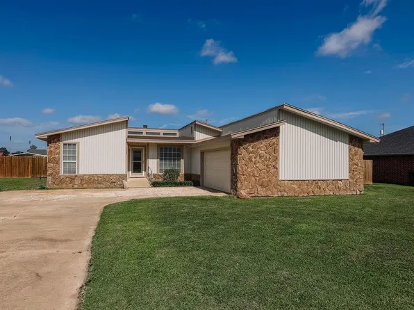 716 N Vernon Ave, Hinton, OK 73047