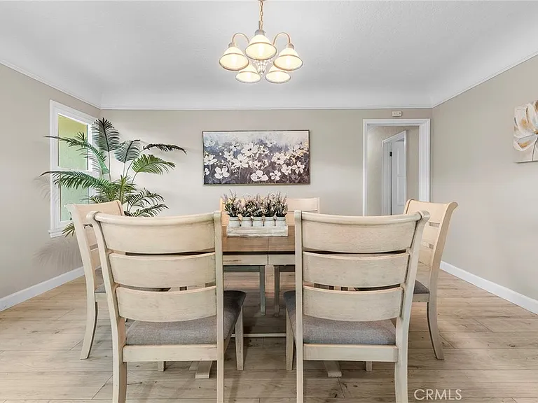 1705 S Fremont Ave — Photo 11
