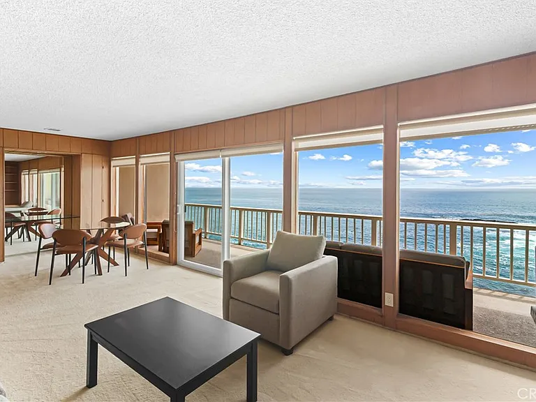 631 Cliff Dr — Photo 10