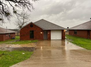 400 W 1st St, Maypearl, TX 76064