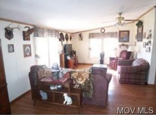 4011 New England Ridge Rd, Washington, WV 26181
