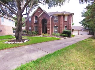 15802 Red Hill Trl, Houston, TX 77095