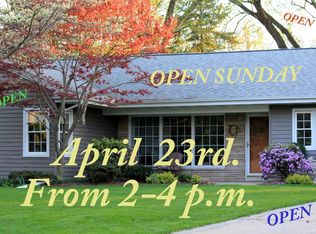 419 E High Point Dr, Peoria, IL 61614