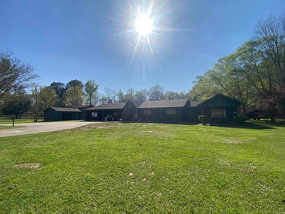 2nd image of 407 Ashley Road 249