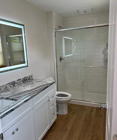 282 N East St — Photo 10