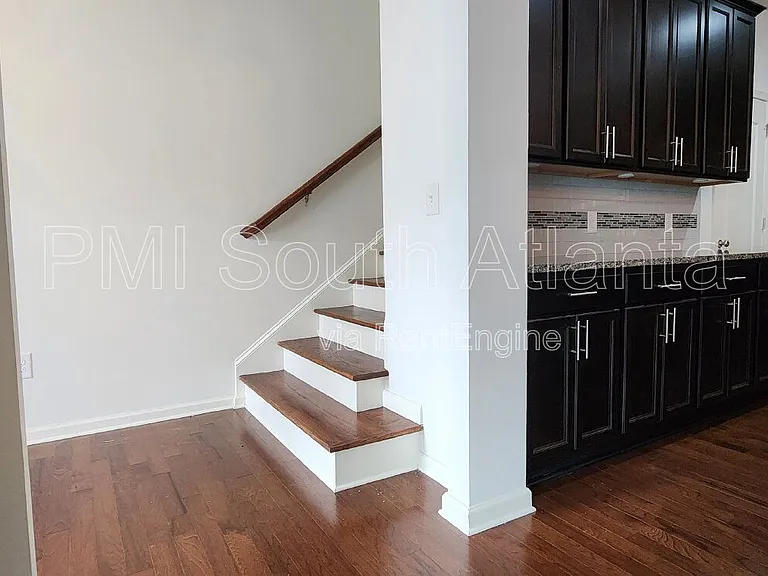 7744 Rutgers Cir — Photo 14