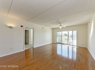 601 W Rand Rd APT 410, Arlington Heights, IL