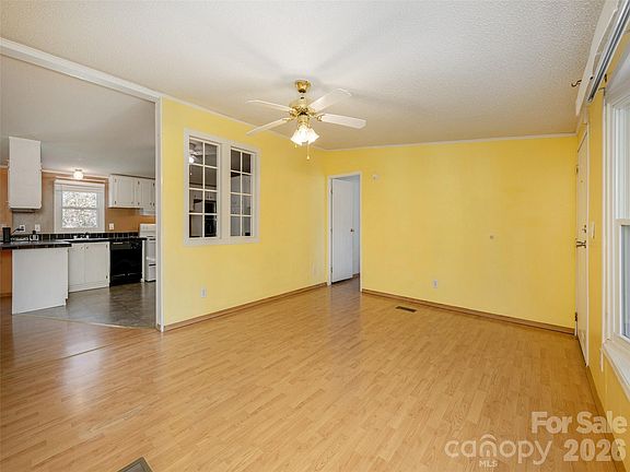 4th image of 204 Cookies Way