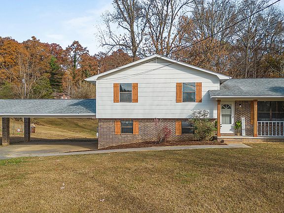 5th image of 903 Whisperwood Trl NE