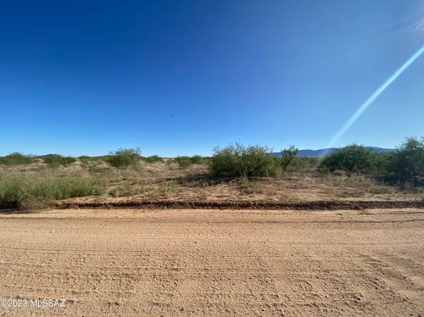 E Treasure Rd #8, Pearce, AZ 85625