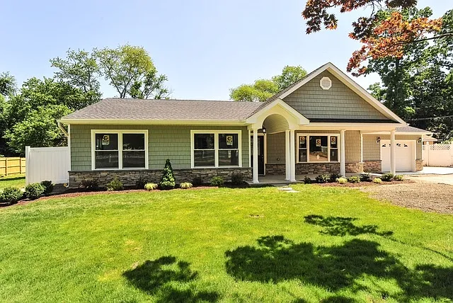 61 Reynolds Dr photo 1