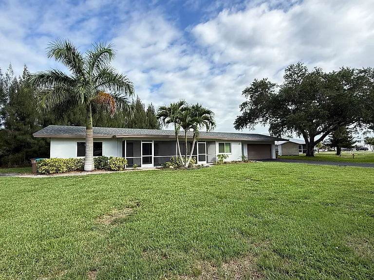 337 Tudor Dr #L — Photo 14