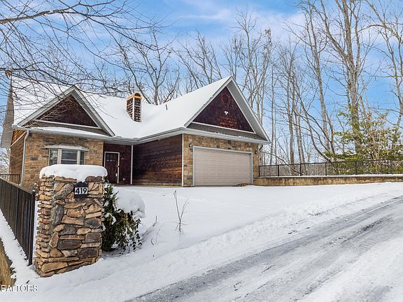 3rd image of 419 Maggie Mack Ln