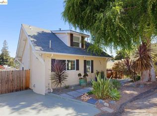 2505 Wallace St, Oakland, CA 94606