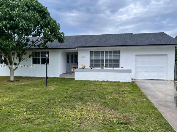 17220 SW 93rd Ave, Palmetto Bay, FL 33157