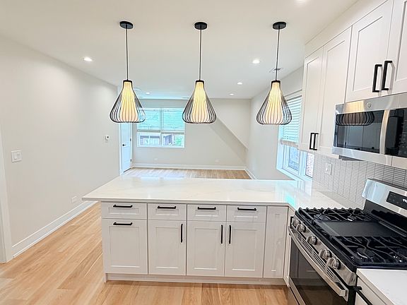 2nd image of 4929 W Berenice Ave #2