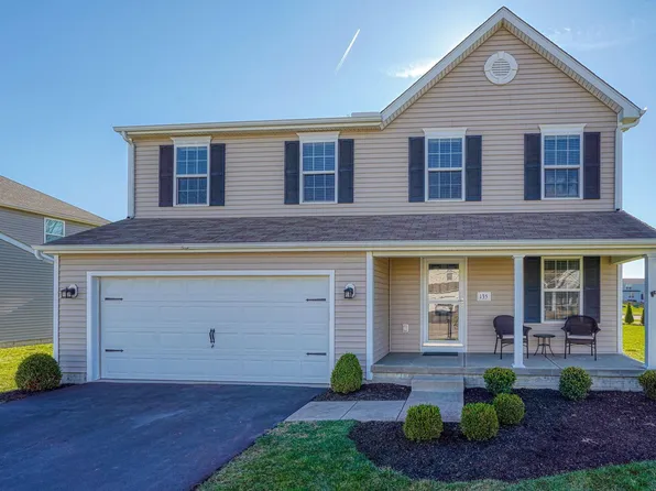 135 Hummock Dr, Etna, OH 43062