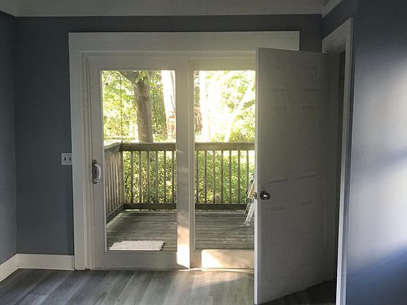 2nd image of 224 High St