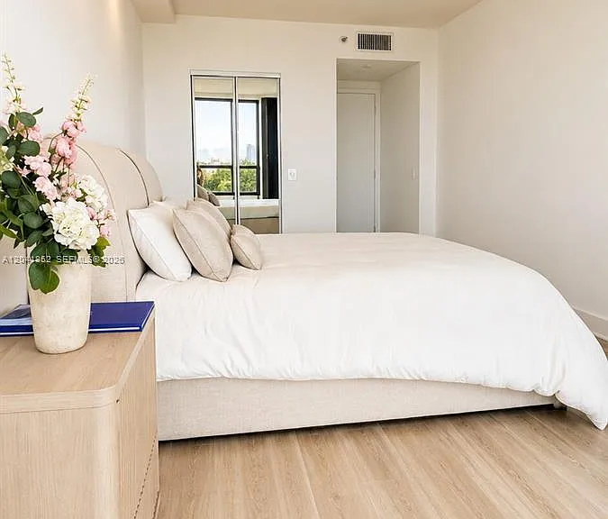 3640 Yacht Club Dr #502 — Photo 26