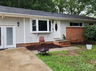 1324 Lynhurst Dr, Gastonia, NC 28054
