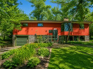 2512 Timber Dr, Cedar Falls, IA 50613