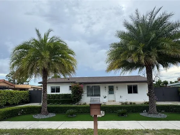 18620 NW 47th Ct, Miami Gardens, FL 33055