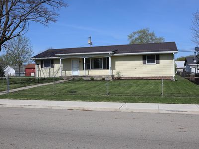 120 N Main St, New Holland, OH, 43145