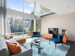 2215 W McLean Ave, Chicago, IL 60647
