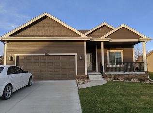 14510 S 20th St, Bellevue, NE 68123