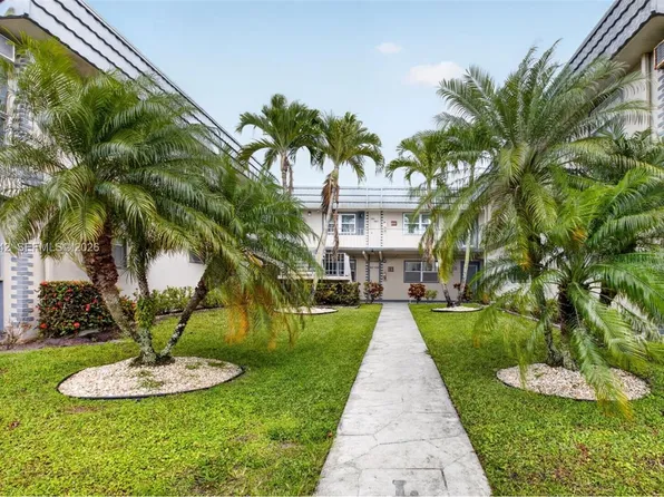 537 Brittany Ln #L, Delray Beach, FL 33446