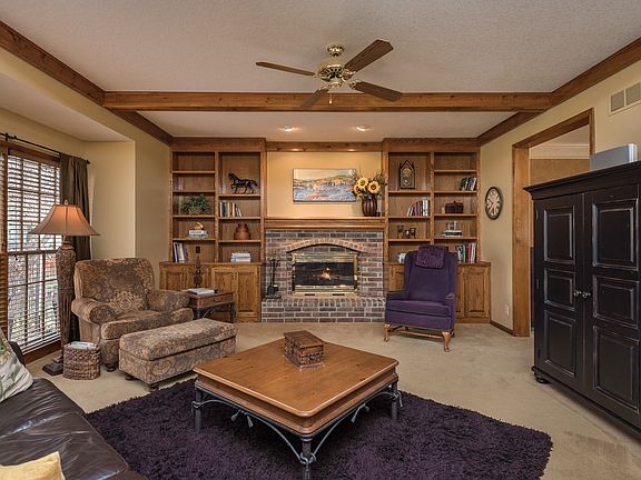4th image of 12401 Connell St