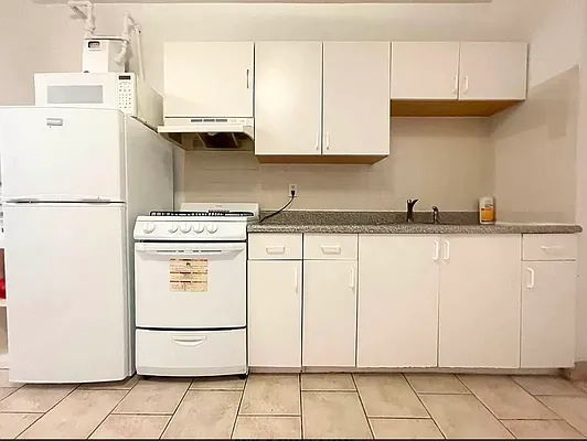 Rented by Century 21 Premier  | media 5