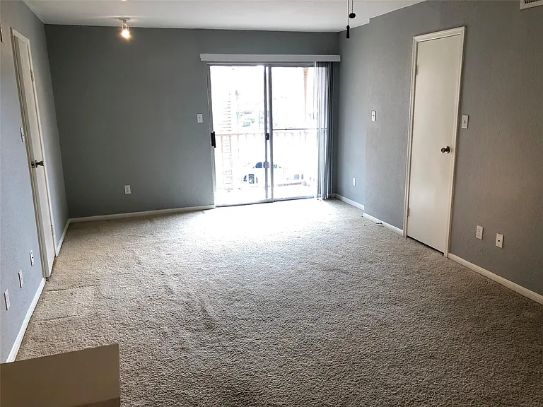 10615 Briar Forest Dr #107 — Photo 9
