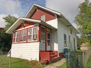726 S McAlister Ave, Waukegan, IL 60085