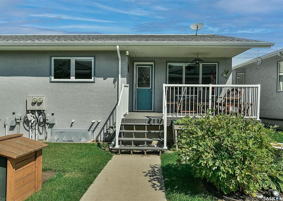 402 Tesky Cres Wynyard, SK, S0A4T0 Apartments for Rent Zillow