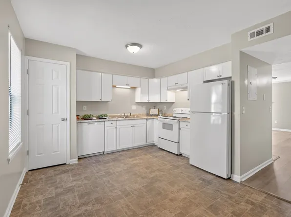 103 Coventry Woods Dr, Madison, TN 37115