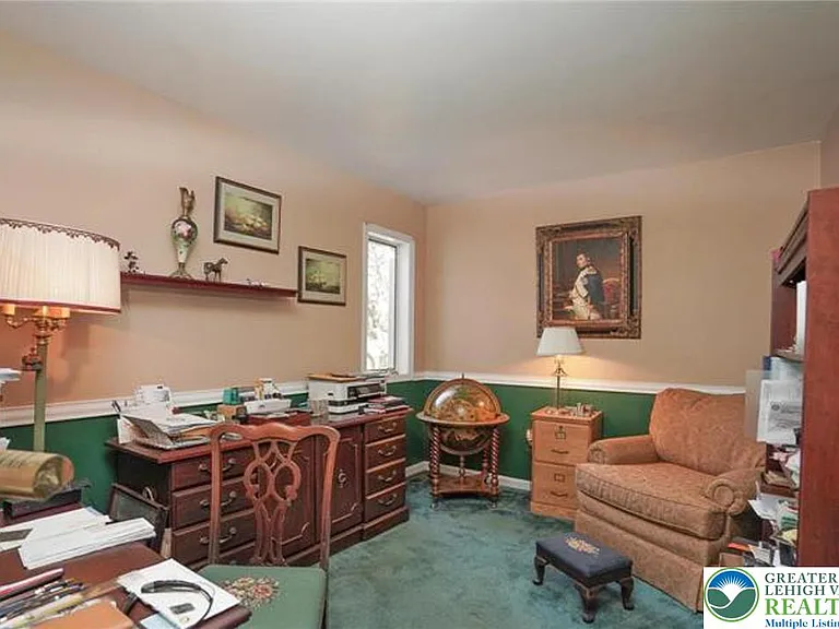 1319 Shady Ln — Photo 35