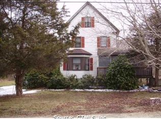 912 Bailey Hill Rd, Killingly, CT 06241