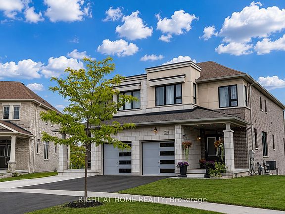 2nd image of 70 Westlake Cres