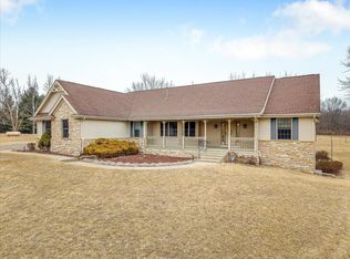 754 E Equestrian Pointe Dr, Oregon, IL 61061