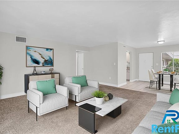 3rd image of 1830 Maravilla Ave #808