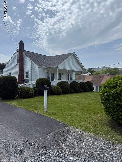 1st image of 110 Colfelt Ln