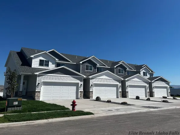 3911 Judy St, Ammon, ID 83406