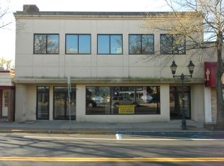 77 Longview Dr, Riverhead, NY 11901