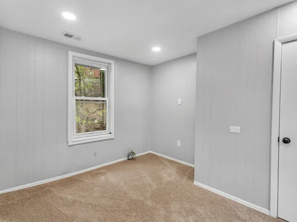 5419 Potter St, Pittsburgh, PA 15232