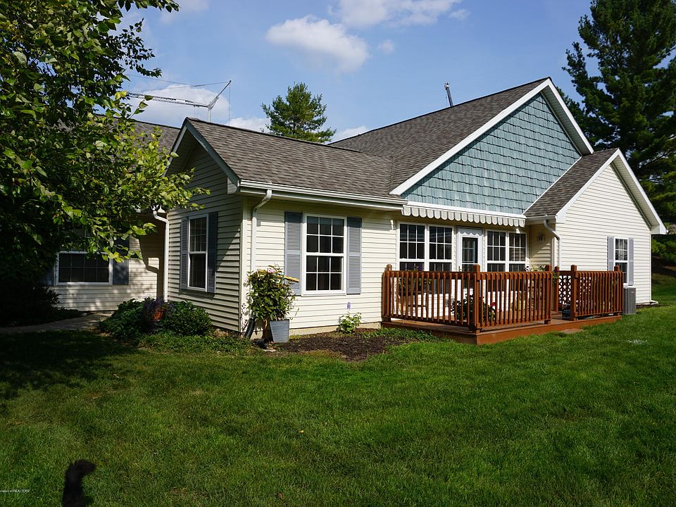 1st image of 884 Lenna Keith Cir #35